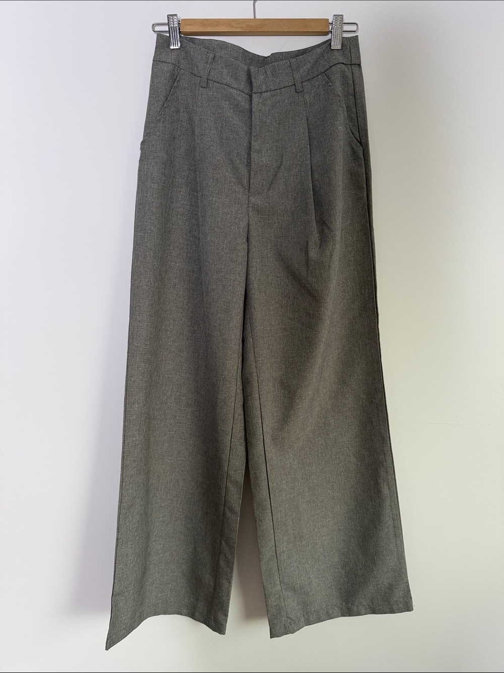 3/$45 Women’s Wide-Leg Dress Shorts in Gray